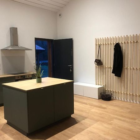 Maison/Villa 14 Personnes 旺代蒙塔利韦 外观 照片